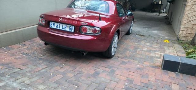 2007 - Mazda MX5 NC (Nkateko Mbhalati)